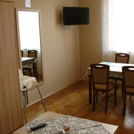 Krovo Apartman *